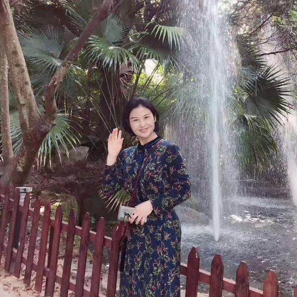 茹婚的照片