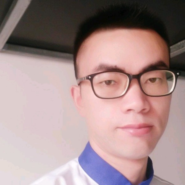 陈天伦的照片