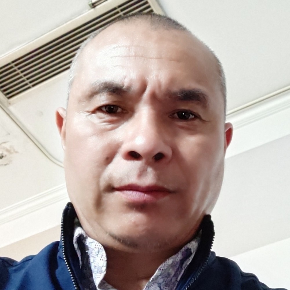 曾经凝眸冷风的照片