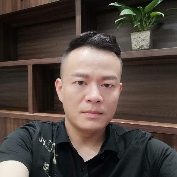 风绝尘的照片