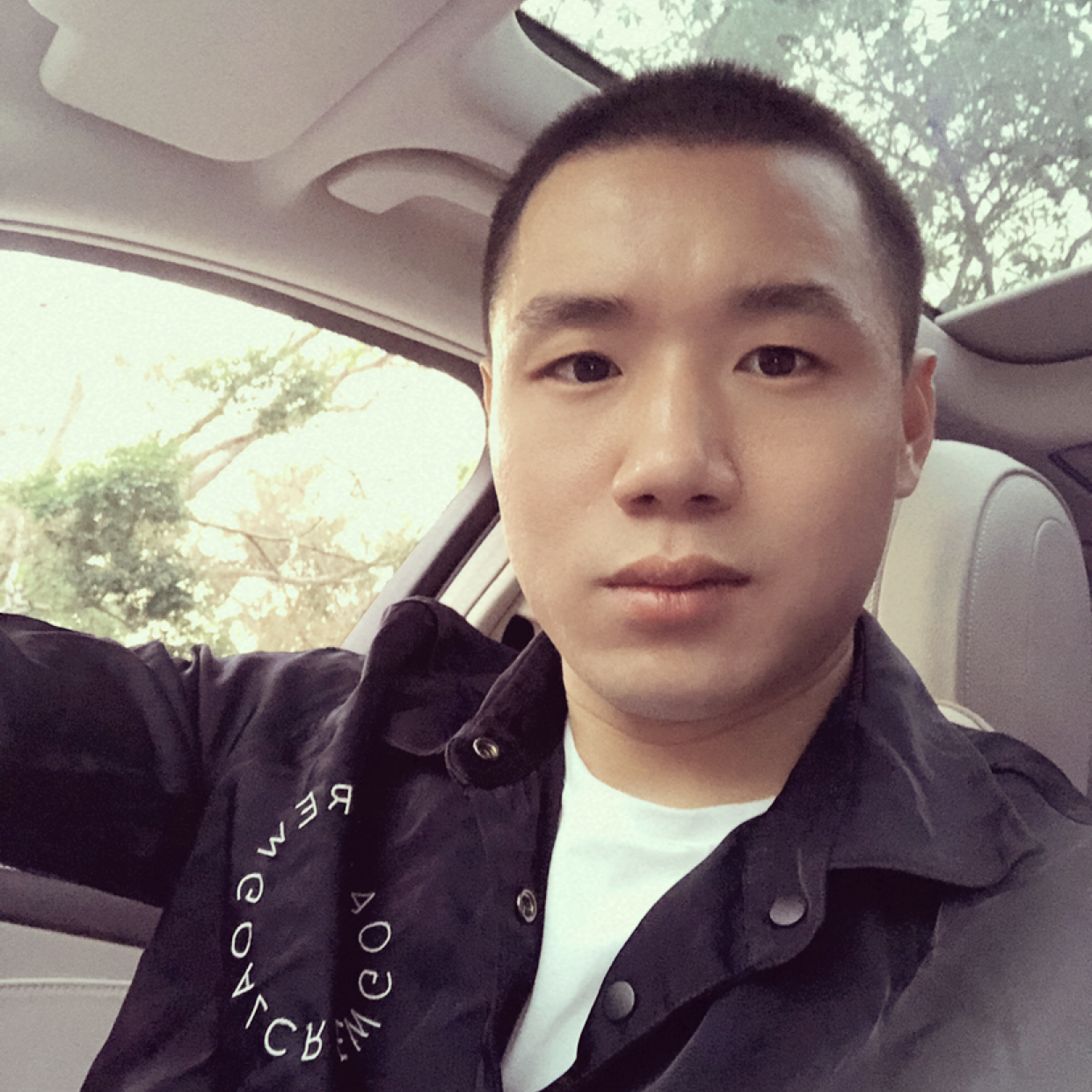 小 鹏的照片