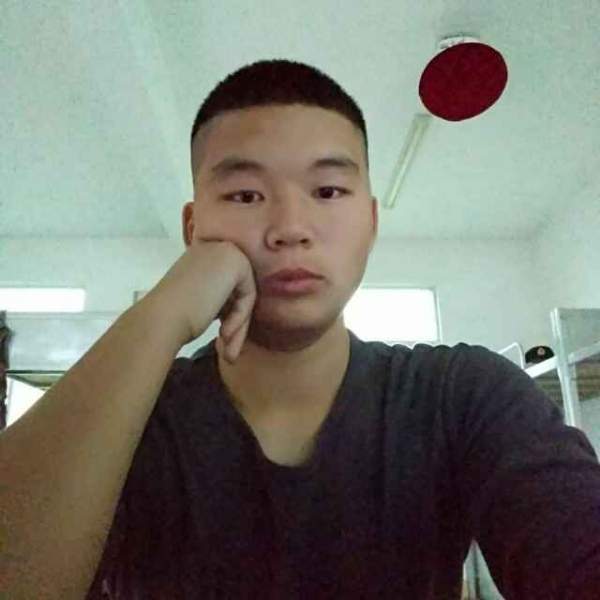 落寞铅笔的照片