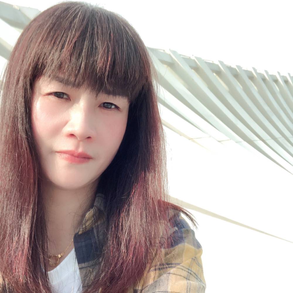 跳跳糖淡淡的照片