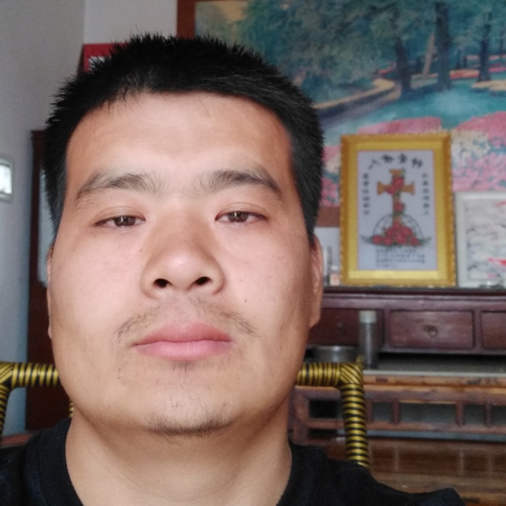 高亭的照片