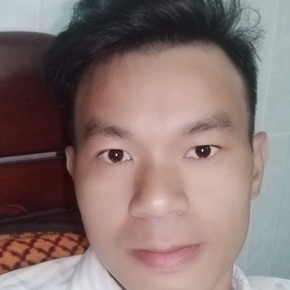 俊逸迎逐风的照片