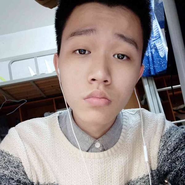 仔斌爱豆子的照片