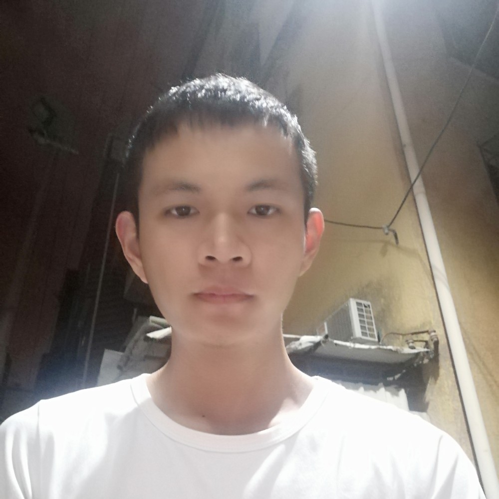 带刀爷们待命的照片