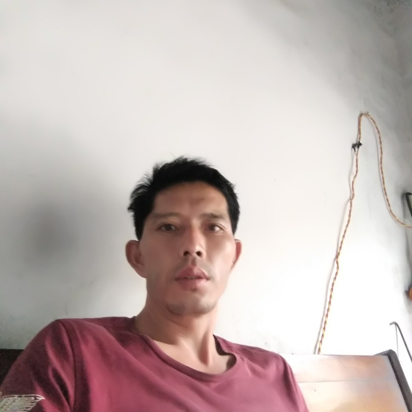 小甜瓜蹙眉高贵的照片