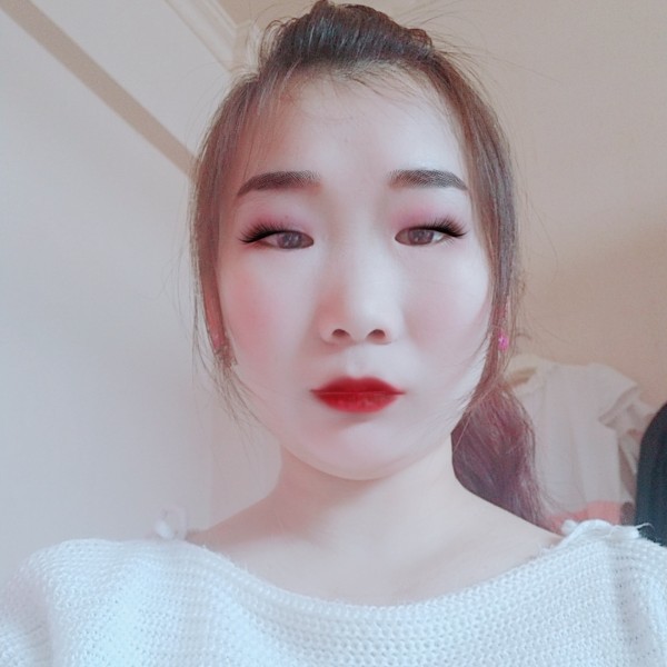 生动笑靥的照片