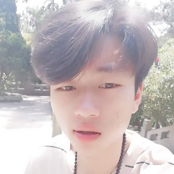 张潘的照片