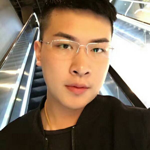 一跃之秋的照片
