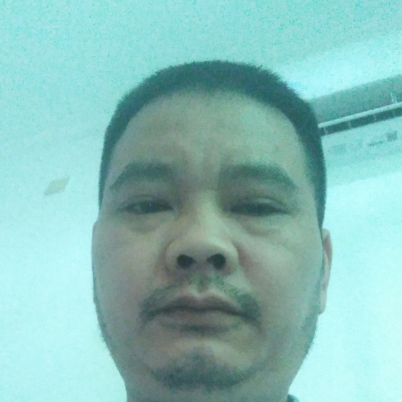 大门愿含蓄的照片