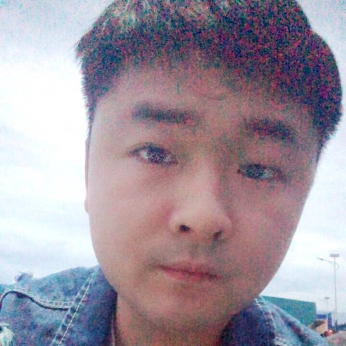 不安泪了黑猫的照片