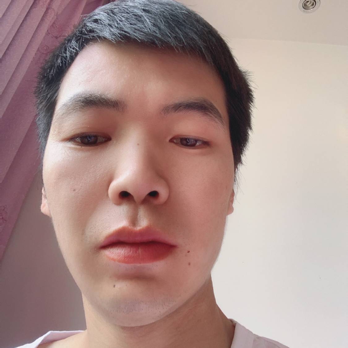 故事:外的人的照片