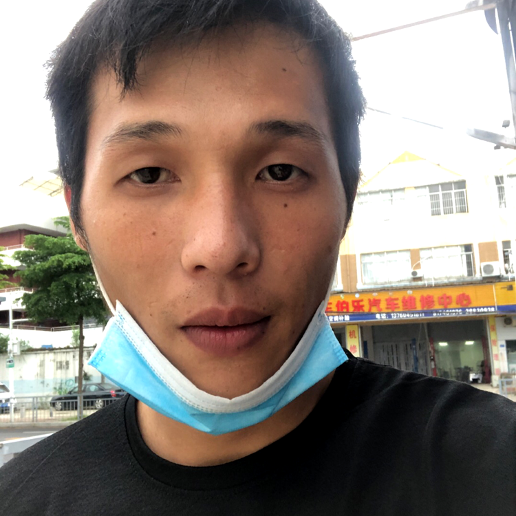 迷彩的背后的照片
