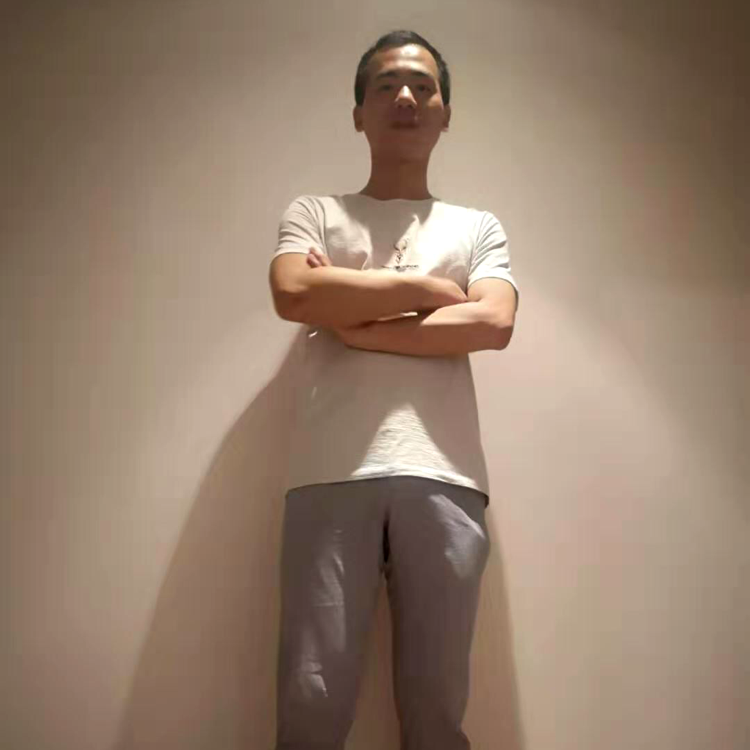 脩之睿的照片