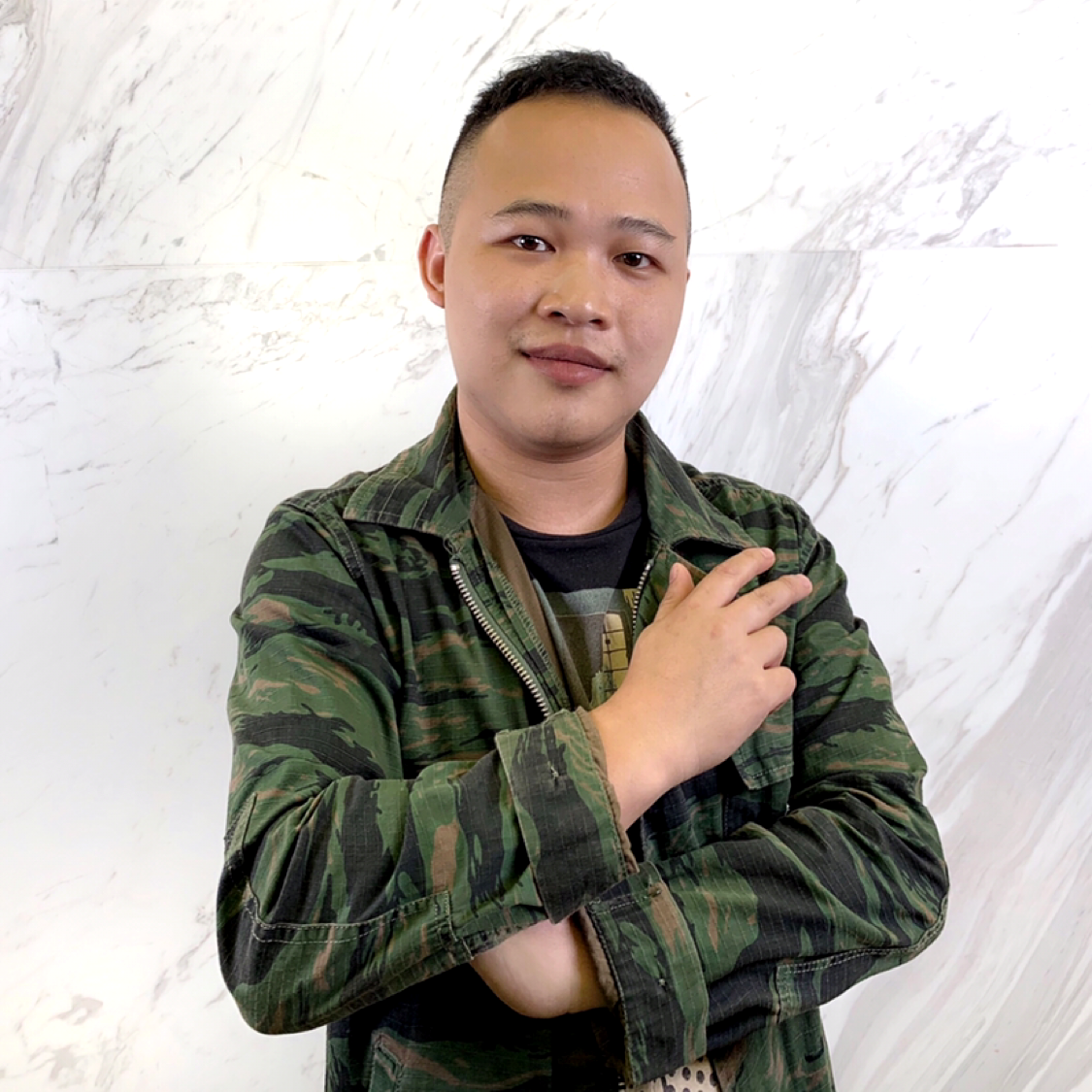 Akon李的照片