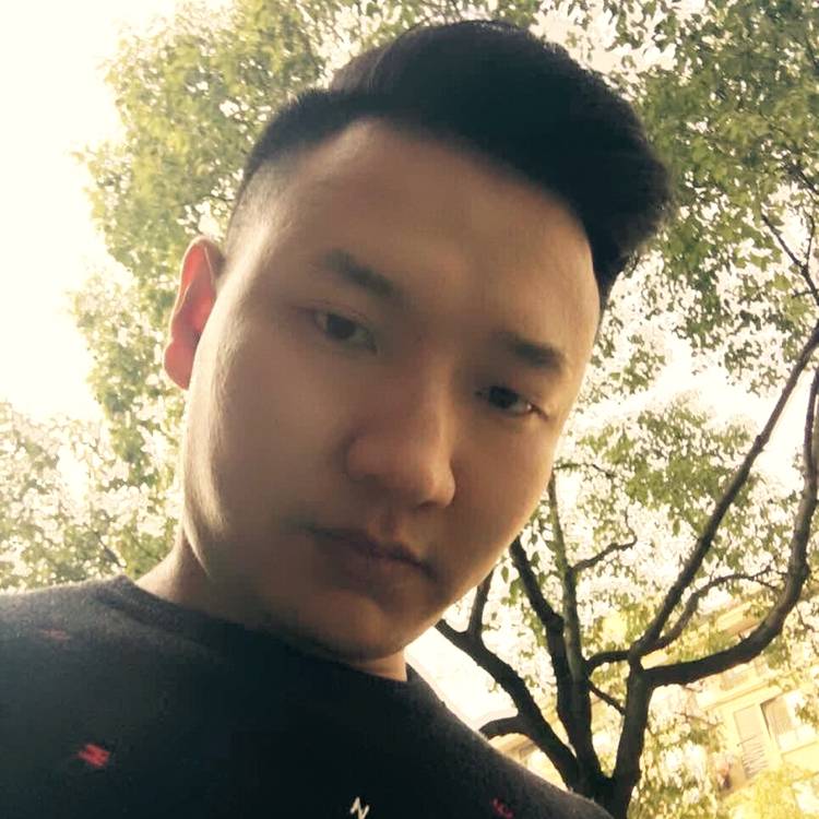 秋天挽手隐忍的照片