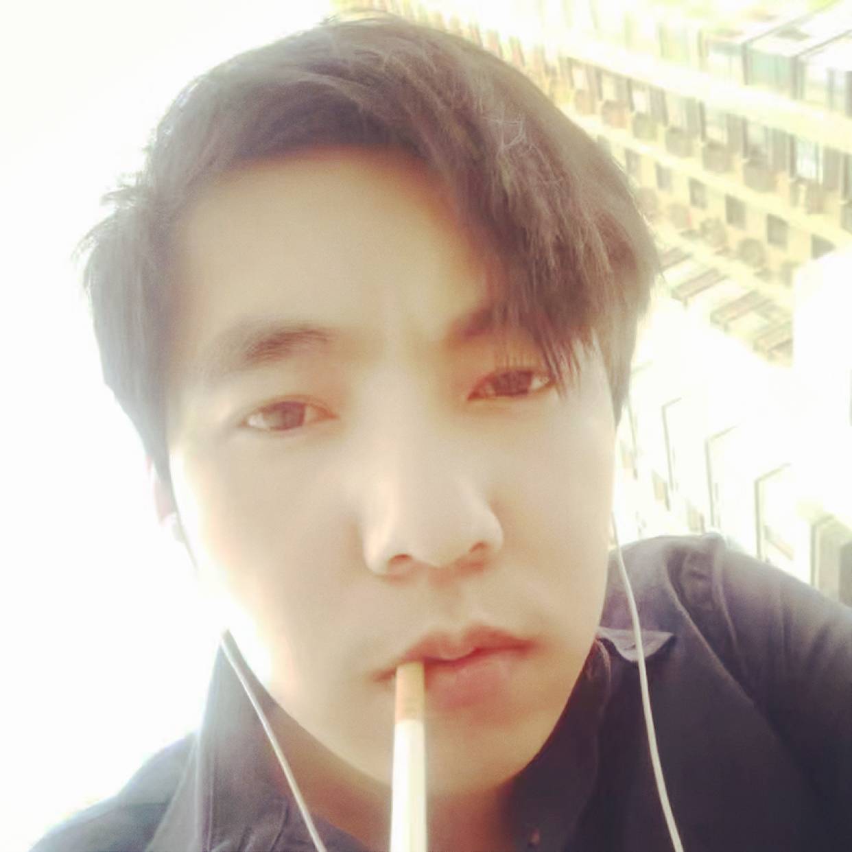 电,舞团的照片
