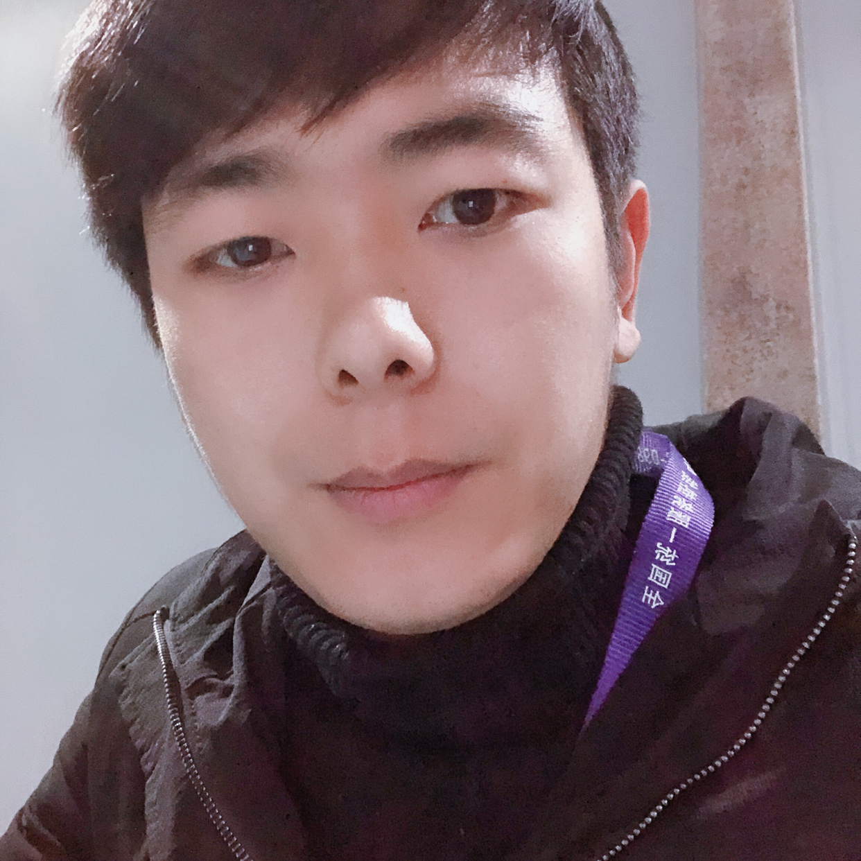 称心用红玫瑰的照片