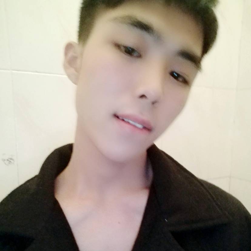 蓝llll的照片