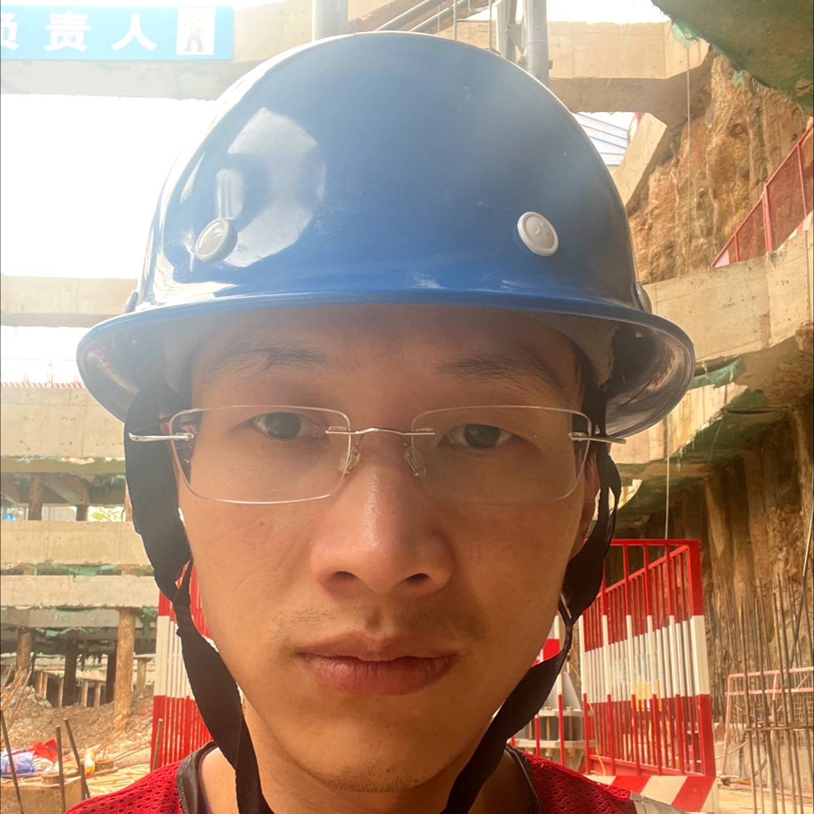 流沙闻能干的照片