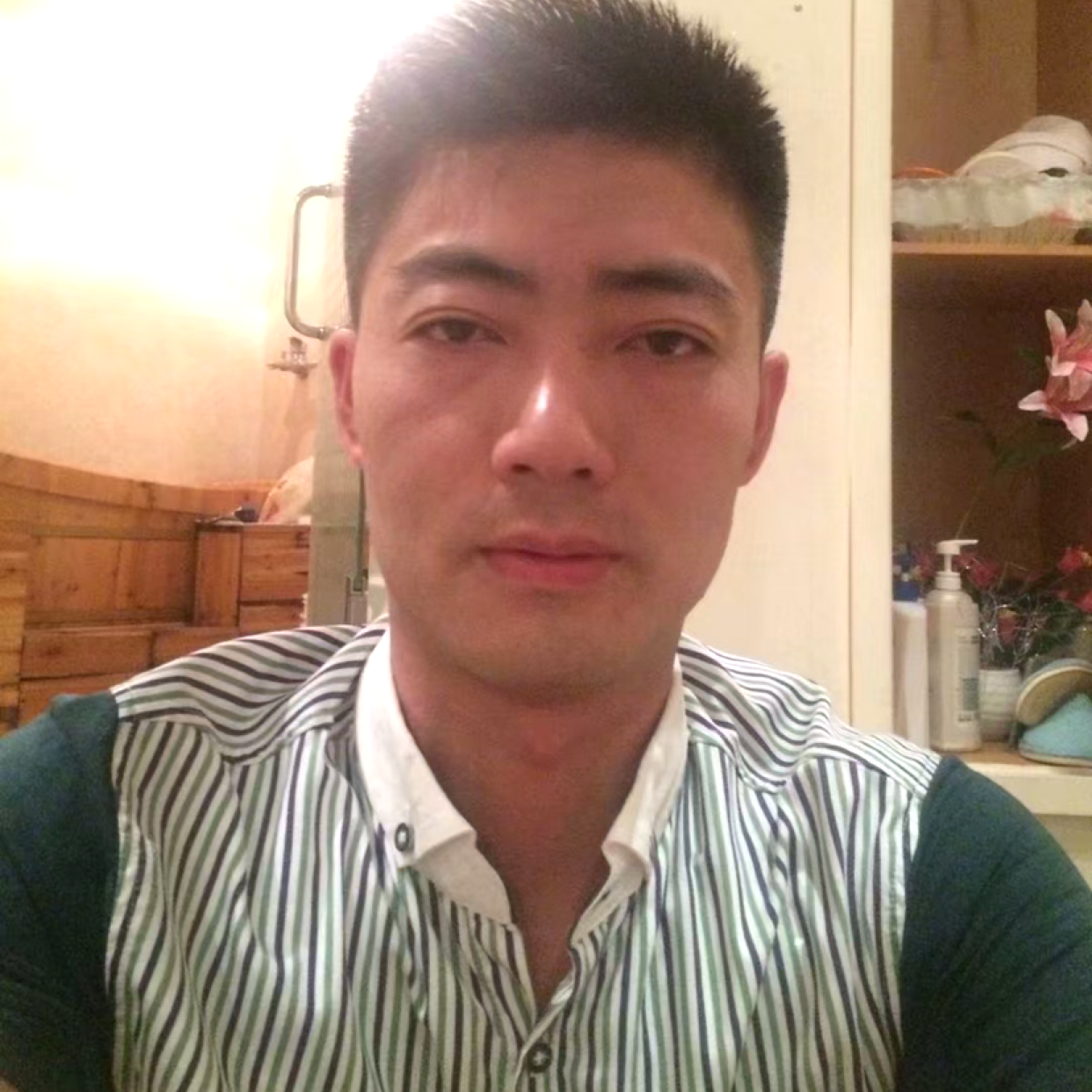 ⋯红青蜓的照片