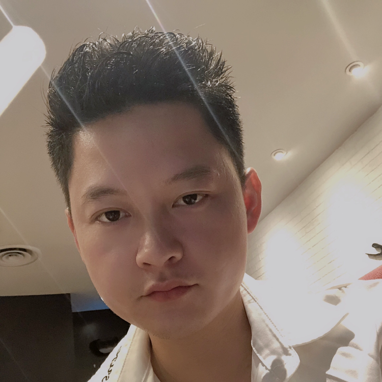 梧高凤必至,的照片