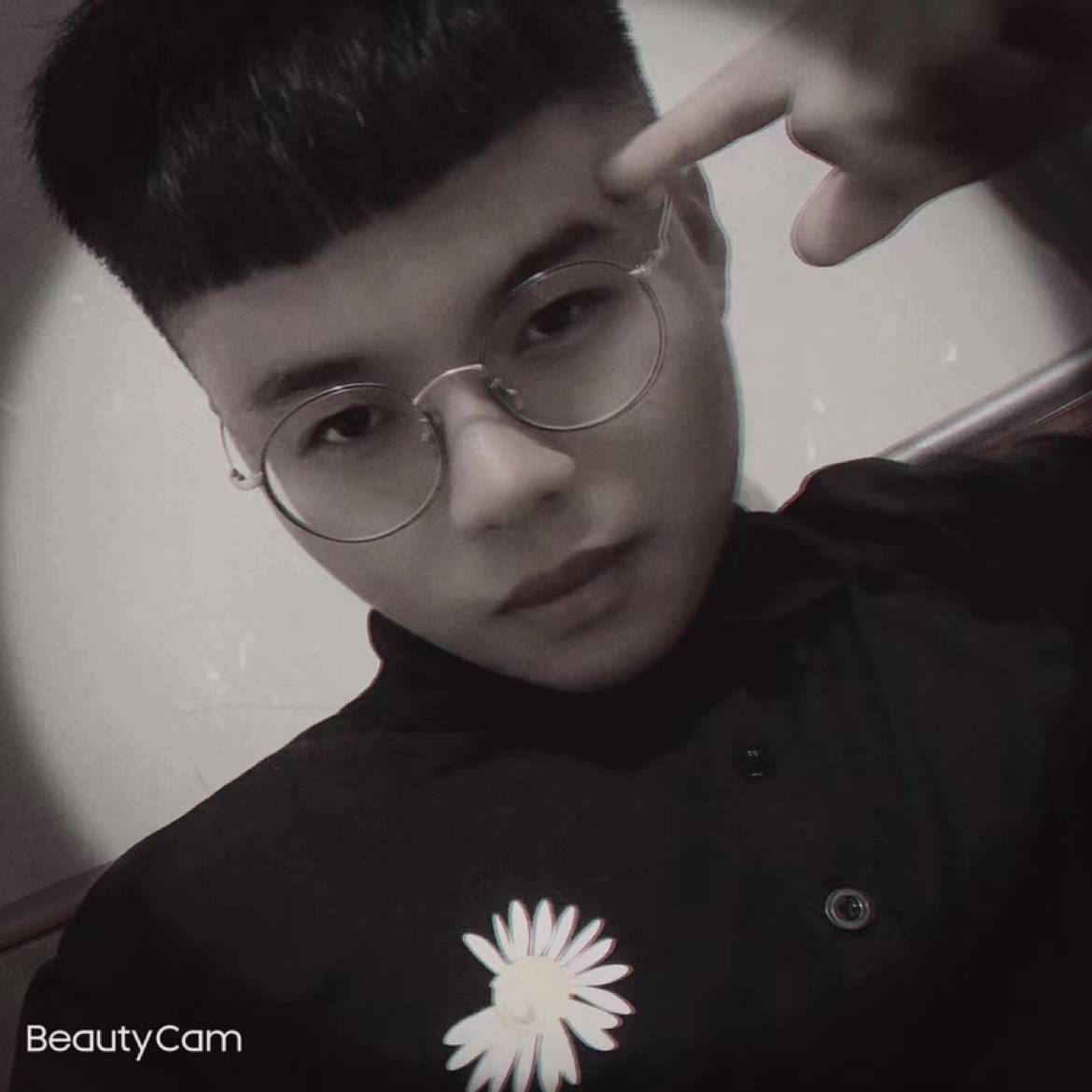 走路太S会闪腰的照片