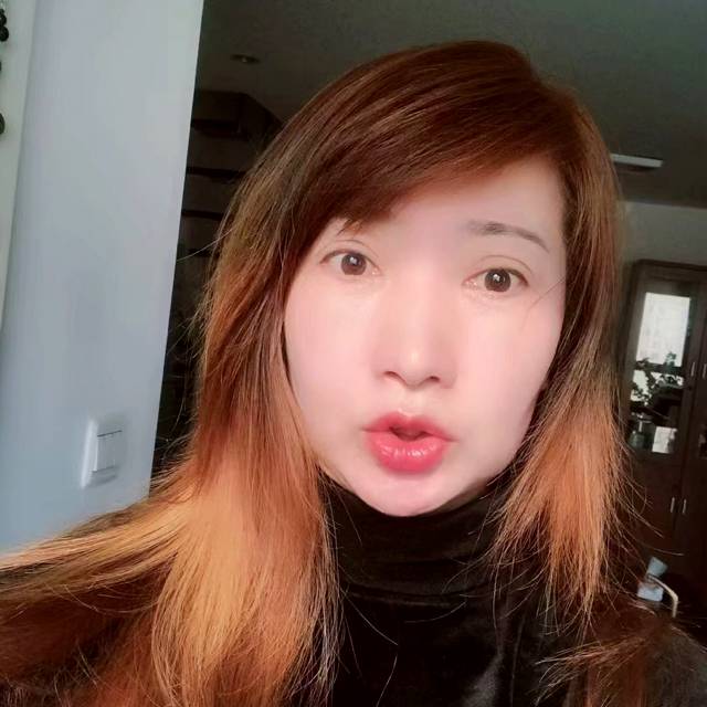 刘柃鹭的照片