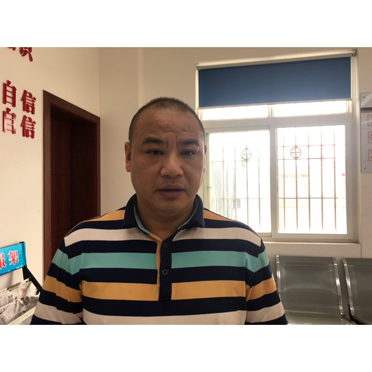 独寂浅吻小鸭子的照片