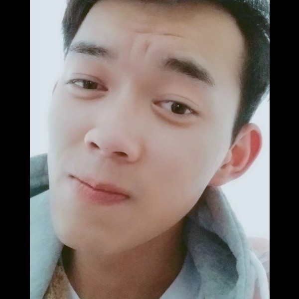 鲁三的照片