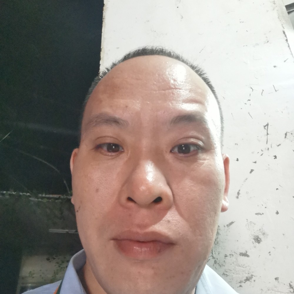 踏实相许御姐的照片
