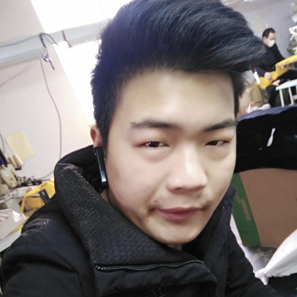 天真少年。的照片