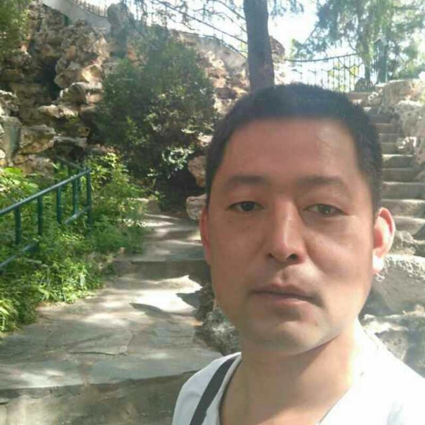 孤舟独泛的照片