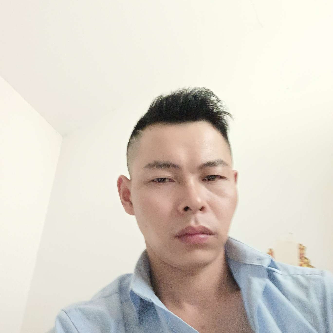 艾建平的照片