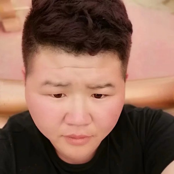 隗功超的照片