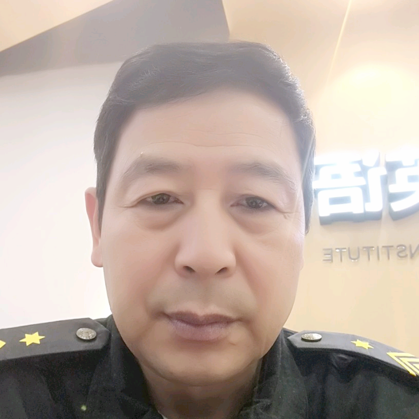 眼镜zyy197305的照片