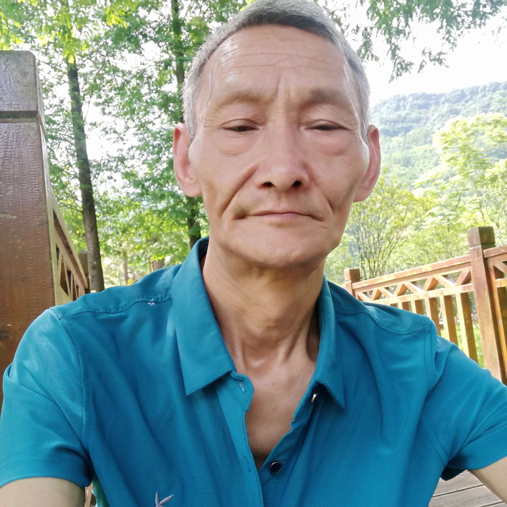 霸气打酒窝的照片