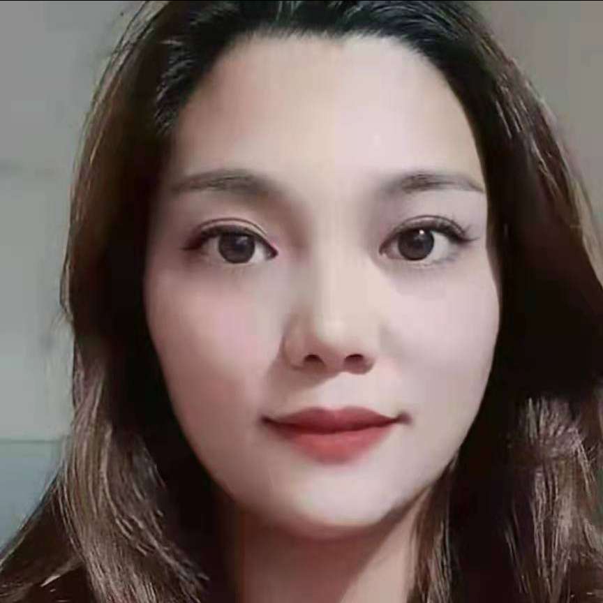 微微安哔的照片