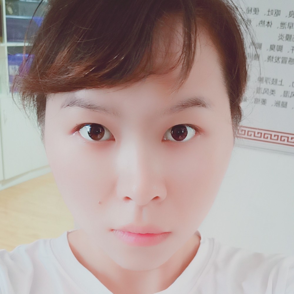 可爱眼神的照片