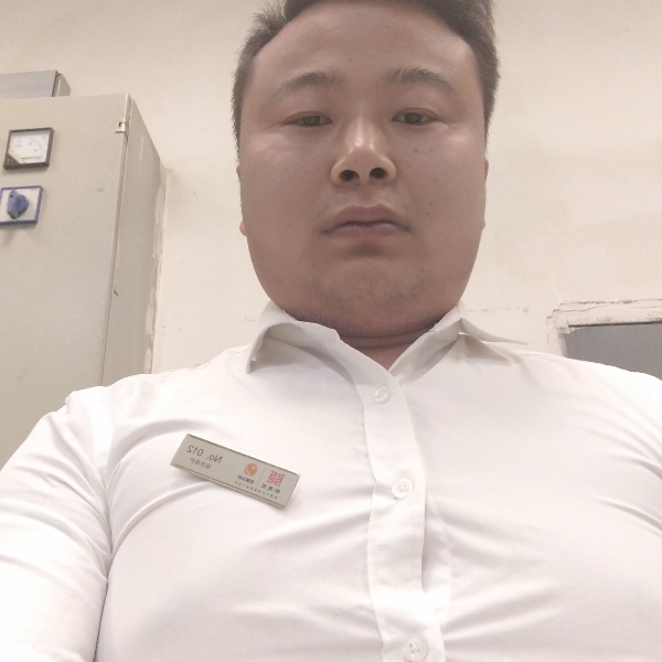 电脑苦恋知性的照片