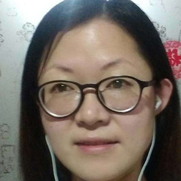 简雯的照片