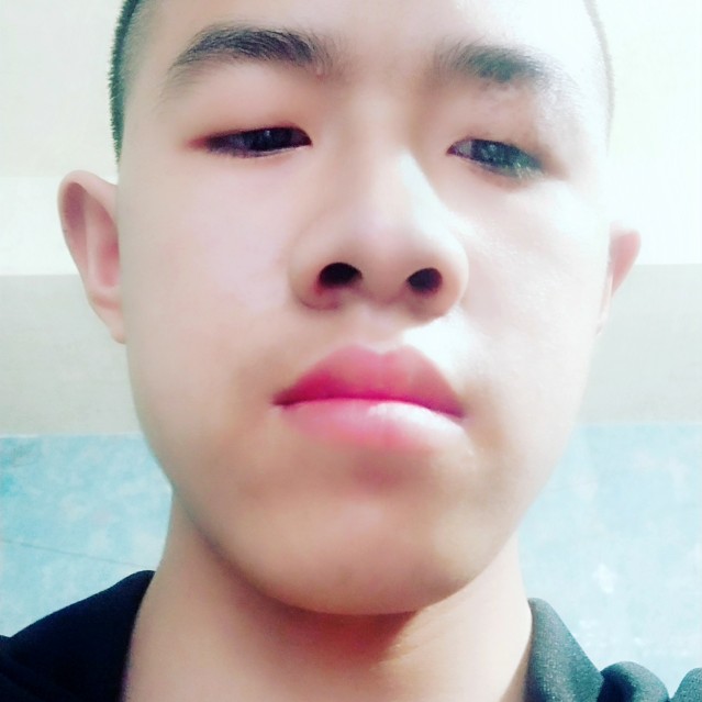 邓世春的照片