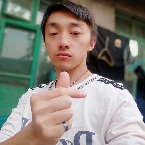 寒冷浅吻蘩藜的照片