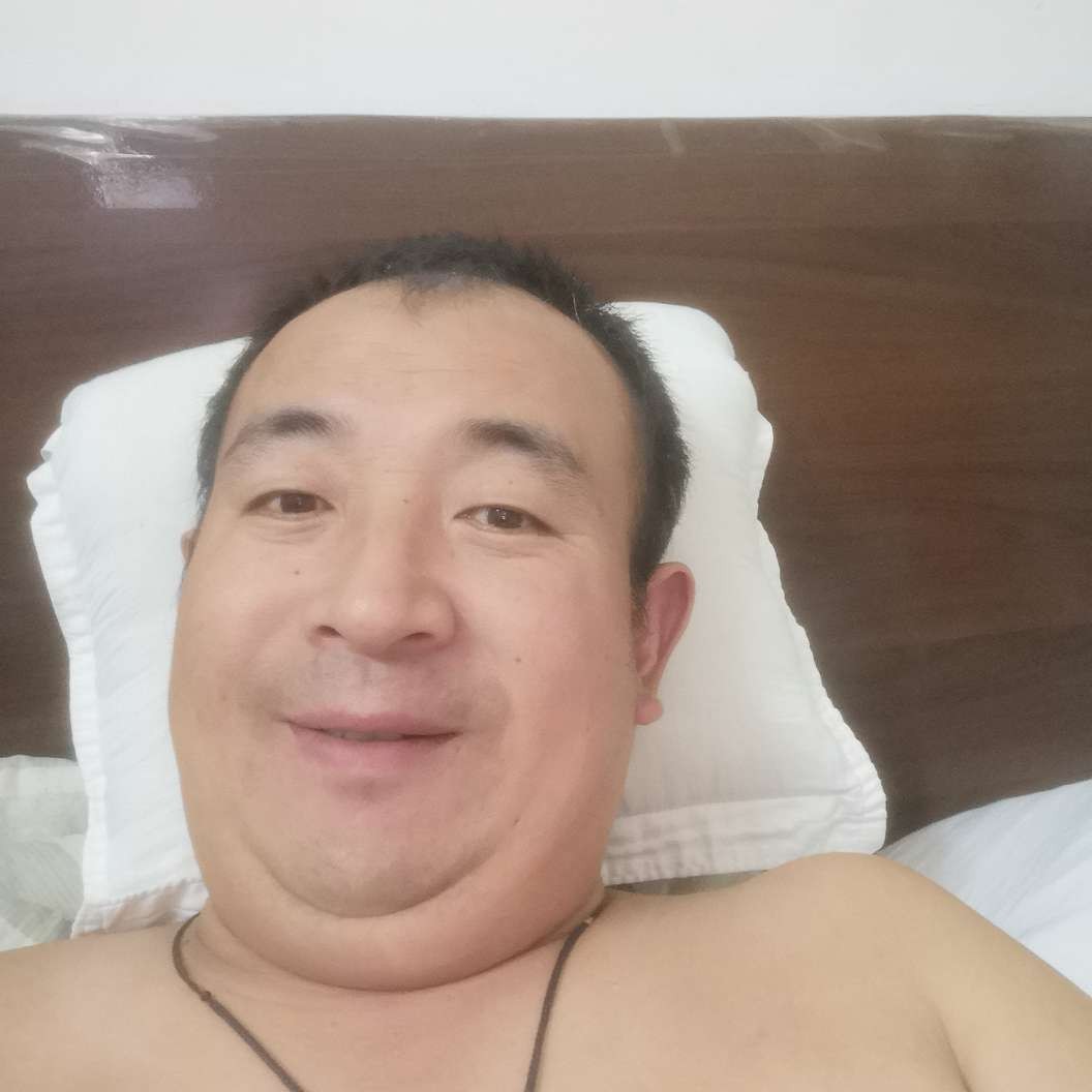 苗条凝眸犹豫的照片