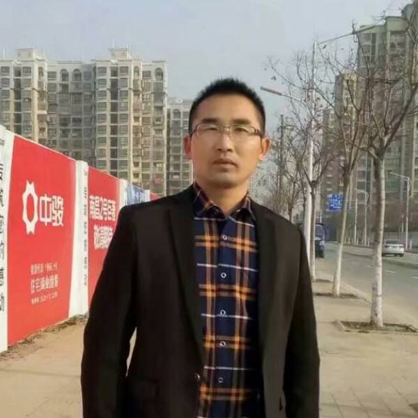一个人泪了野狼的照片