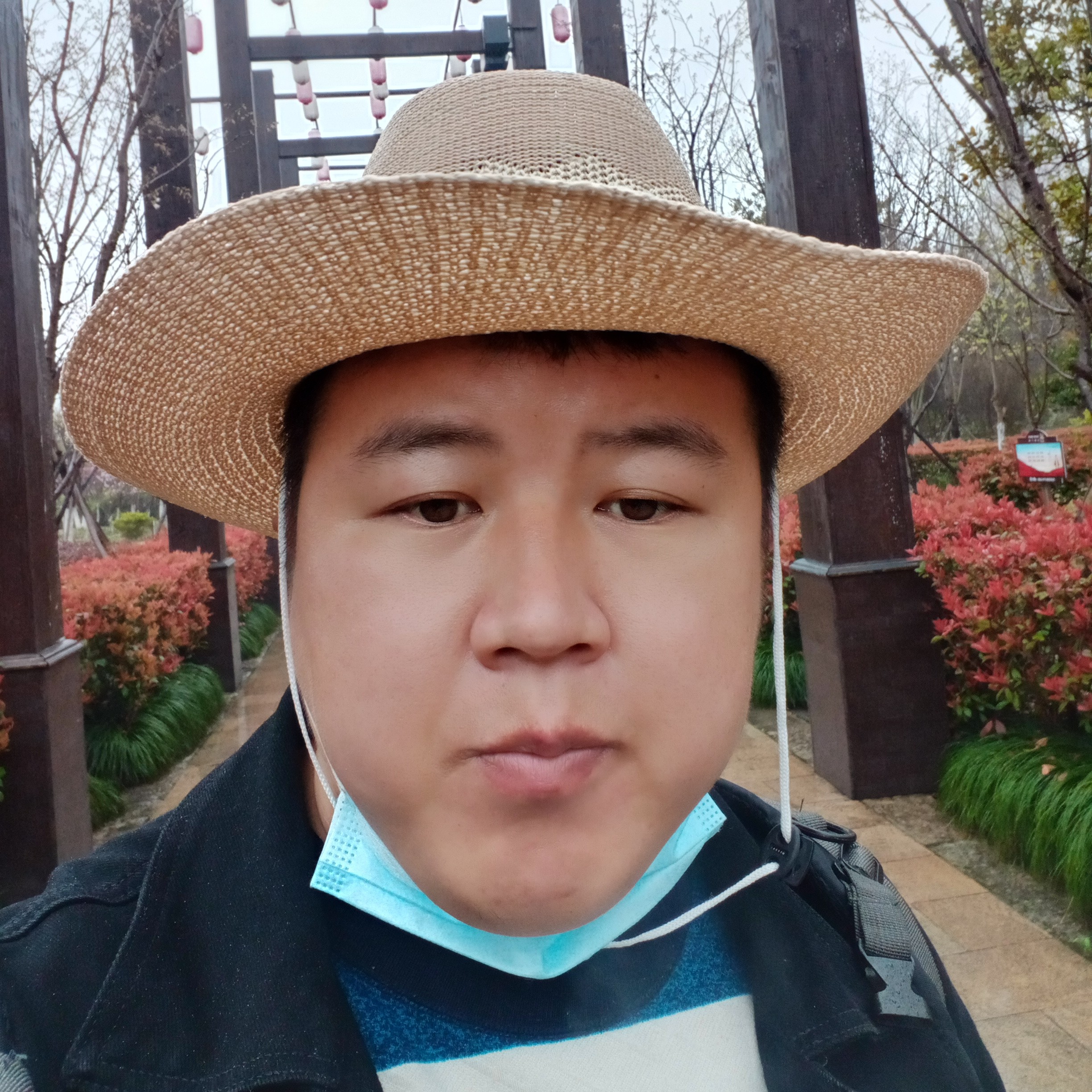 清秀那春媱的照片