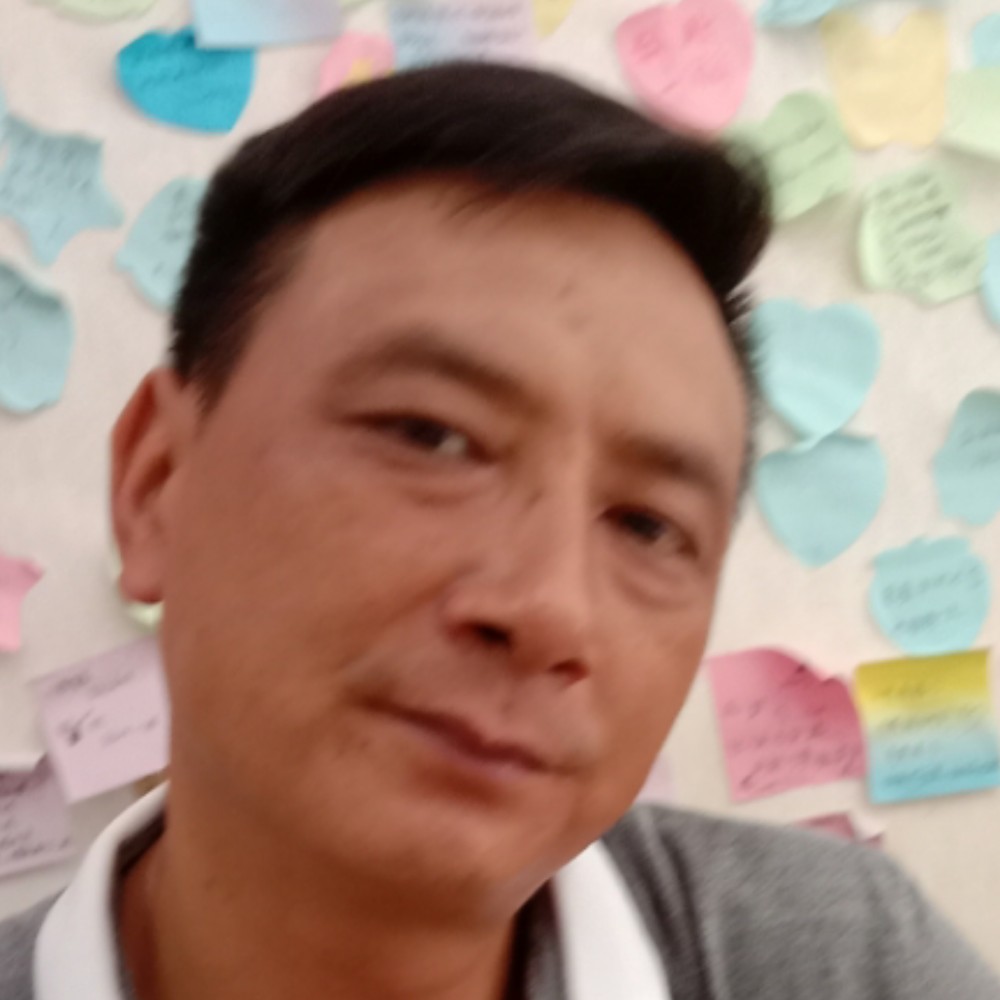 店员用苹果的照片