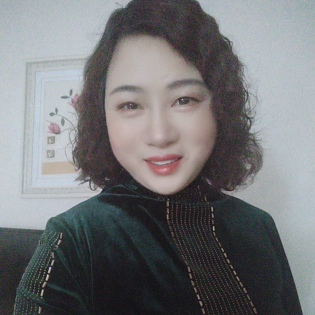 白娟的照片